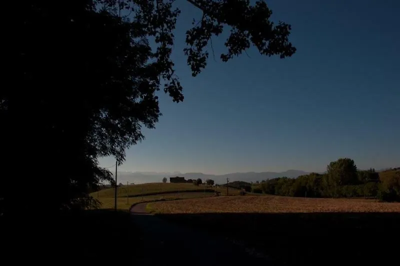 Gite La Grange Du Haut Saint-Antoine  Alojamento de Acomodação e Pequeno-almoço